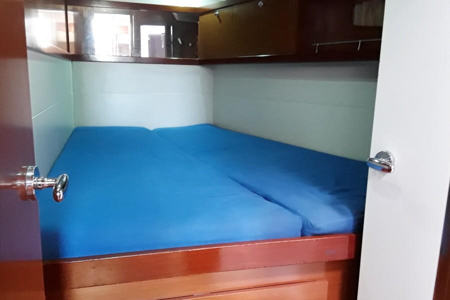 cabin2.jpg